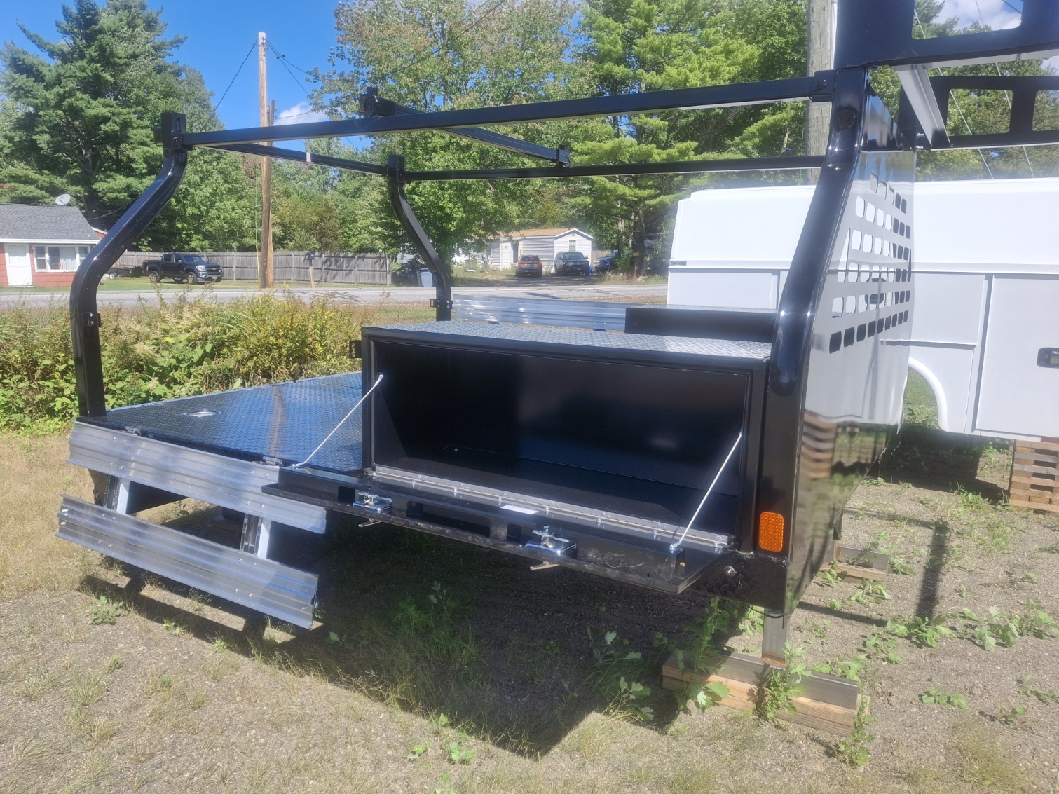 2026 CM Truck Beds CT Contractor Body Truck